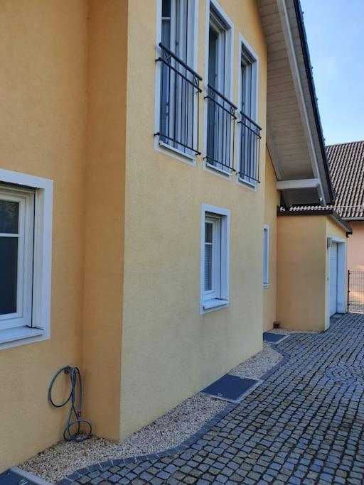 Phantastisches Haus Mit Pool Direkt In Muenchen Munique Exterior foto